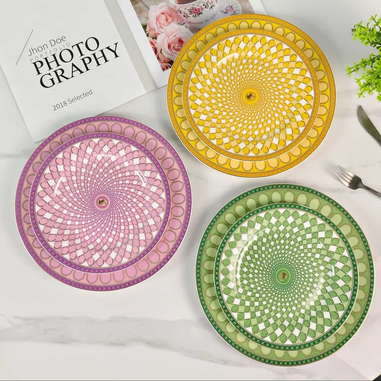 Swarovski Signum plate set of two paltes 8 and 10 inches, Multicolored - Swarovski Plates | Buy Online in UAE